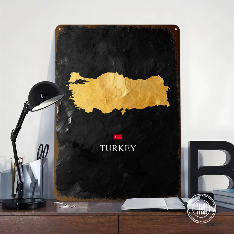Golden Turkey Map on Black Bac - đánh giá và giá Background Retro Gaming